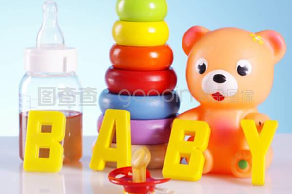 如何为宝宝挑选适合的婴儿玩具 安全与成长的完美结合